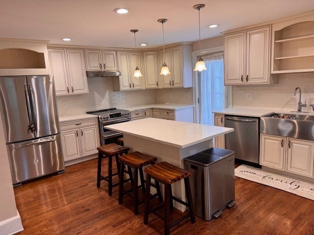 1 Howe St, Winter Hill