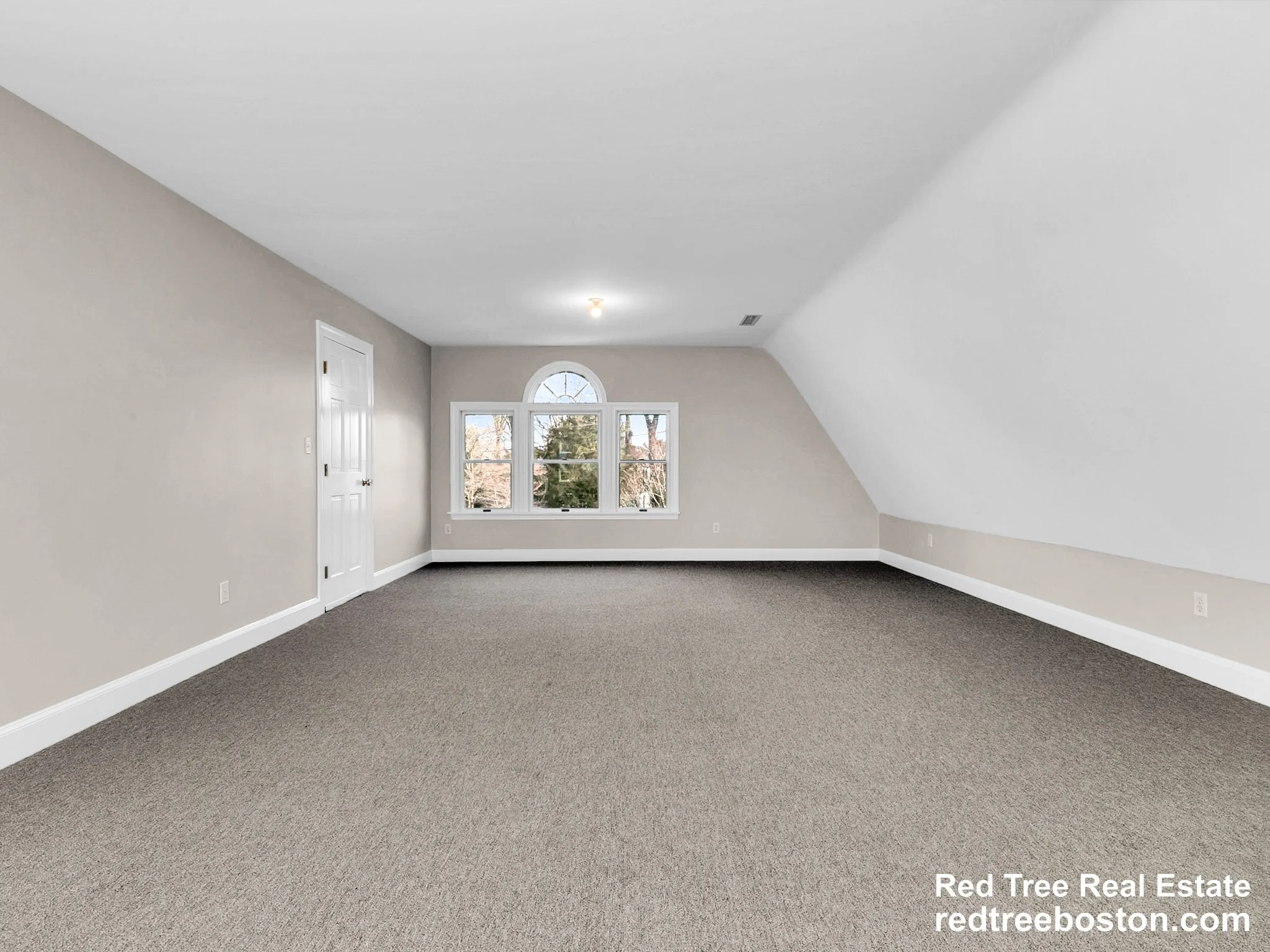 243 Upland Ave, Newton Highlands