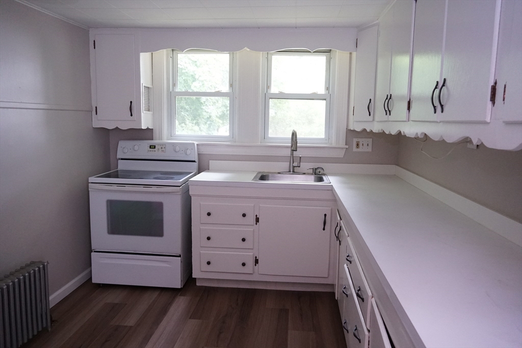 20 Bolton Pl, Bridgewater