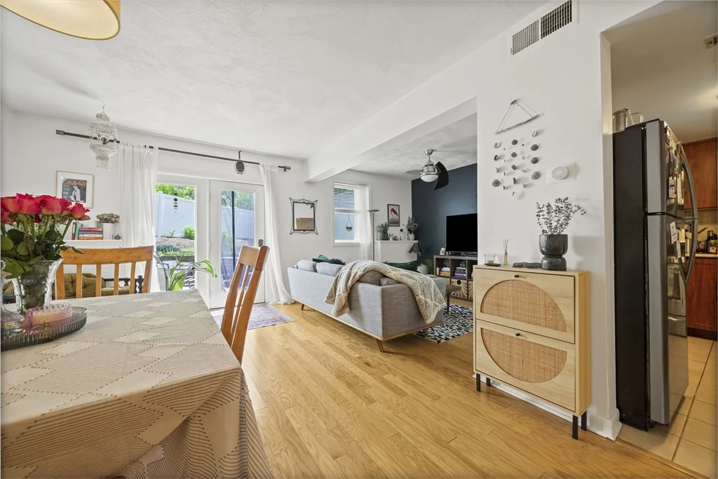 11 Marion St, Roslindale