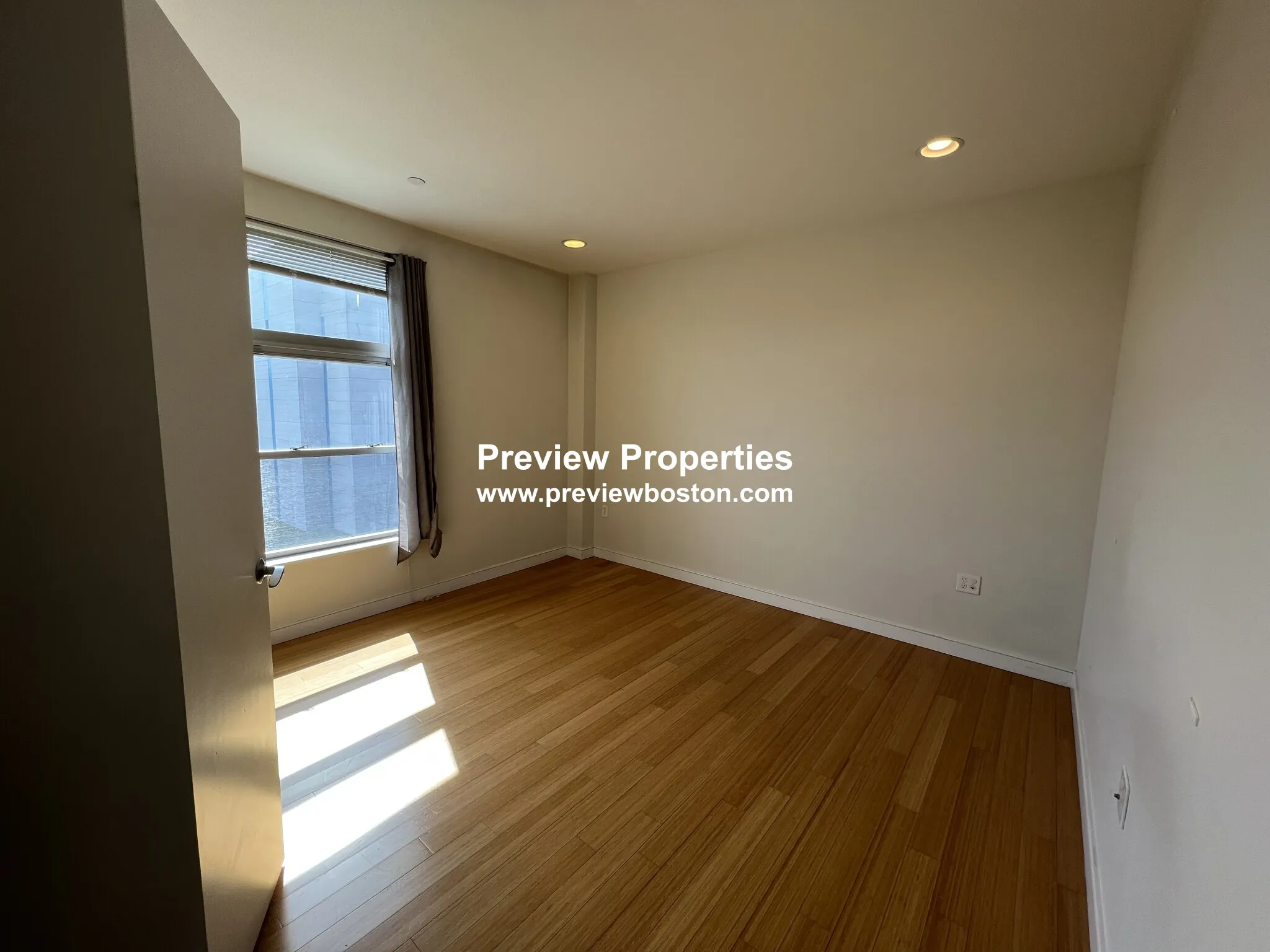 601 Albany St, South End