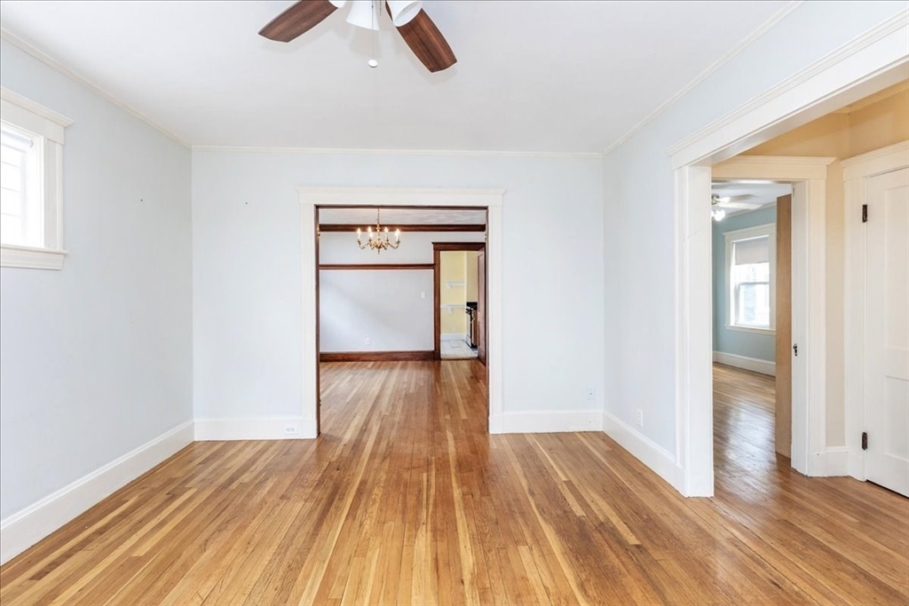 31 Iona St, Roslindale