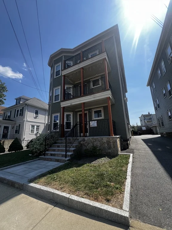 66 Proctor Ave, Revere