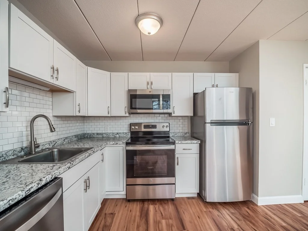 10 Main, Framingham