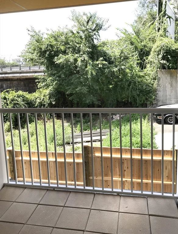 4 Kemp St, South Boston