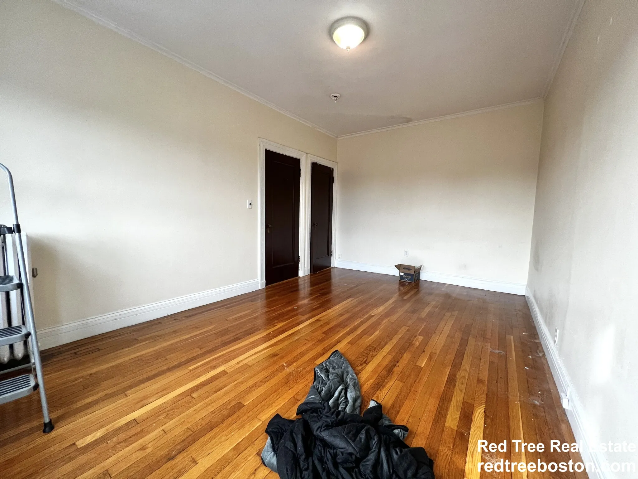 15 Glenville Ave, Allston