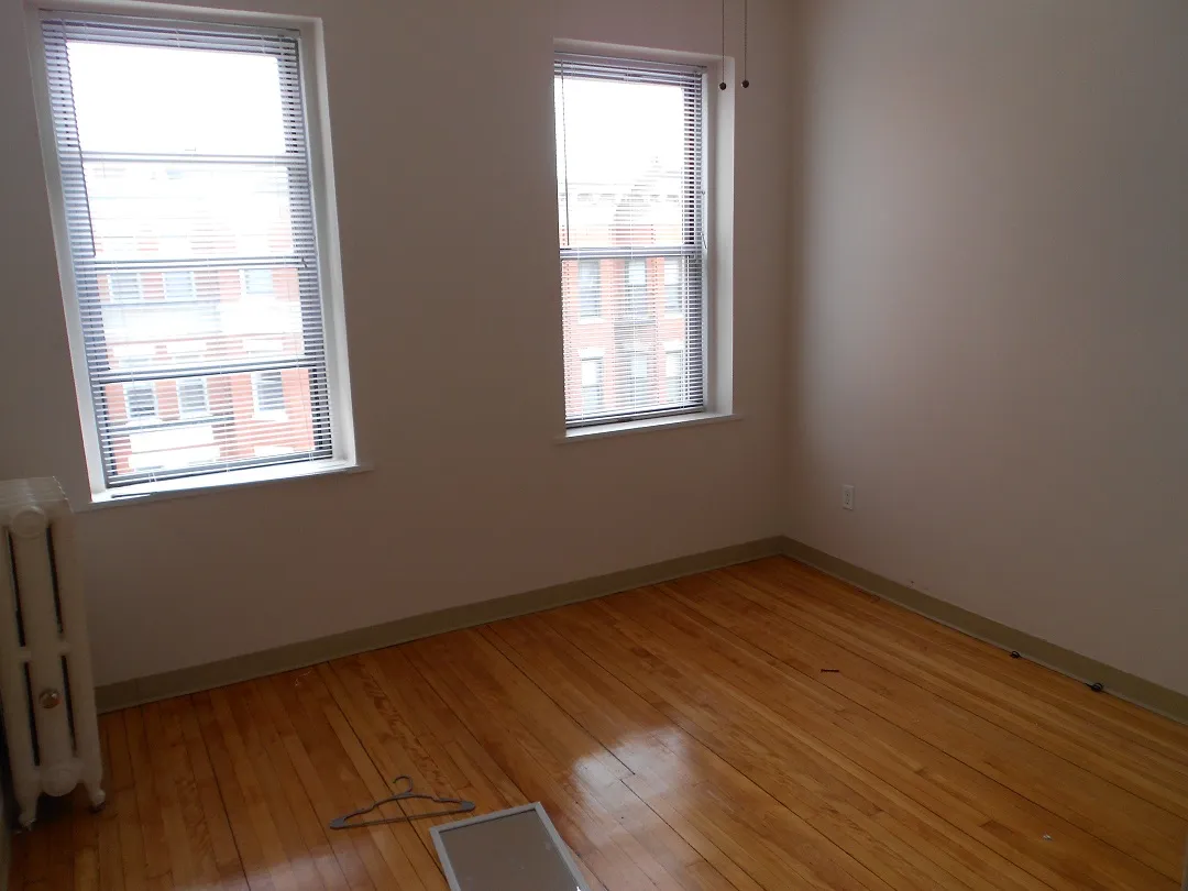 49 Burbank St, Fenway