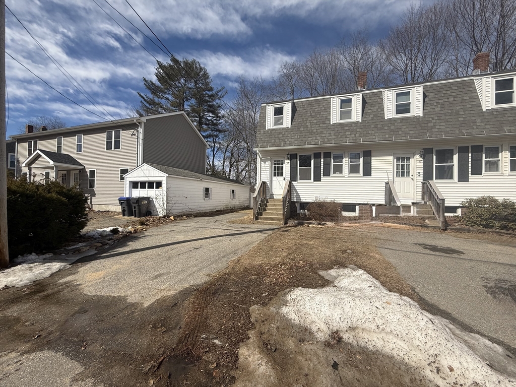 15 Trafalgar Sq, Barre