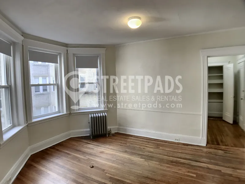 1197 Boylston St, Fenway