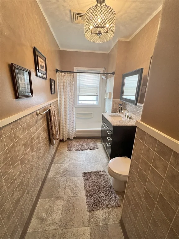 74 Weston St, Campello