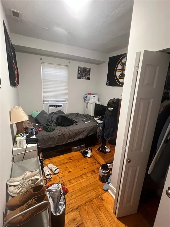 663 East Broadway, South Boston