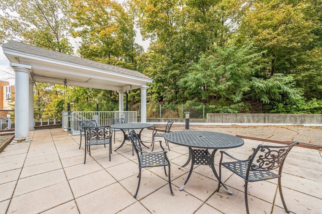 1600 Beacon St, Corey Hill