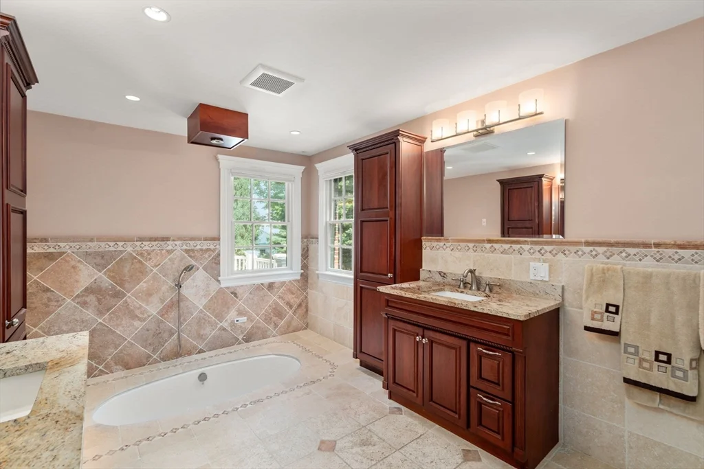 66 Forest Ave, Newton