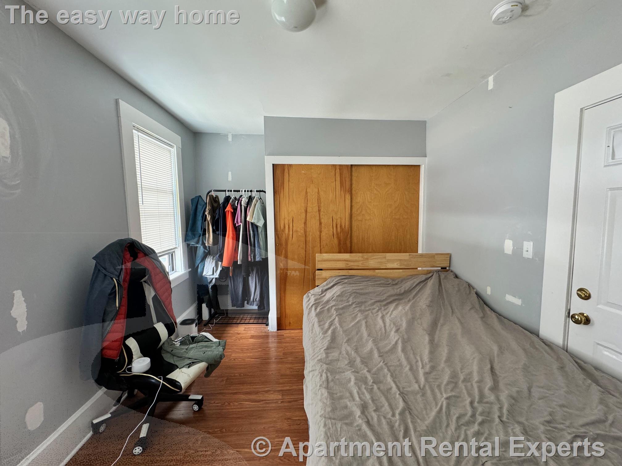 566 Putnam Ave, Cambridgeport