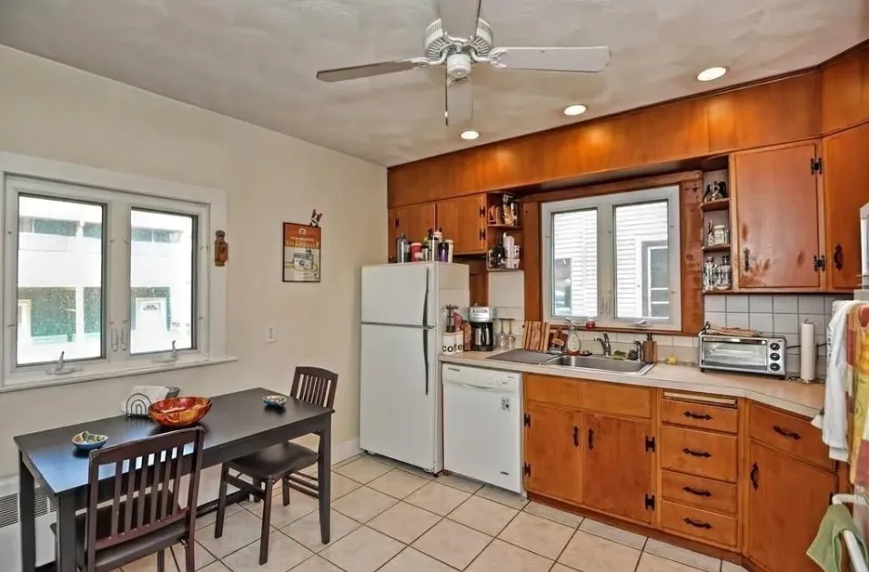 15 Princeton St, South Medford