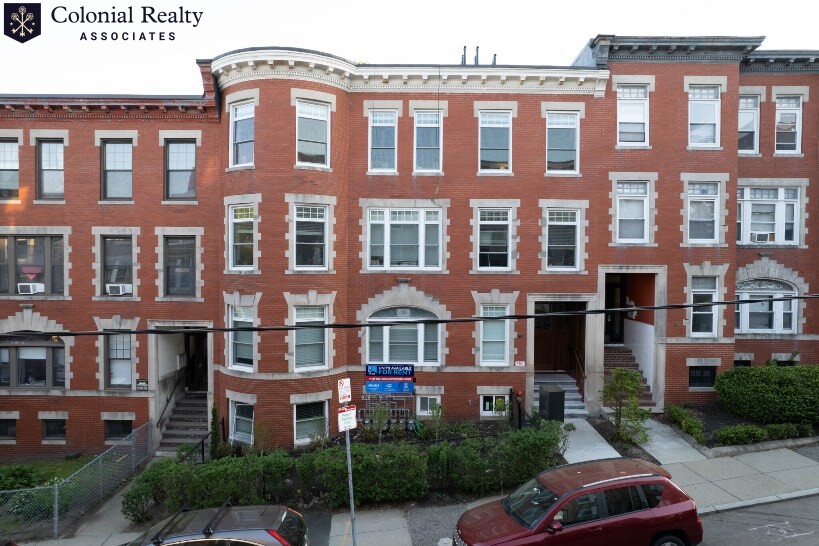 16 Mount Hood Rd, Brighton