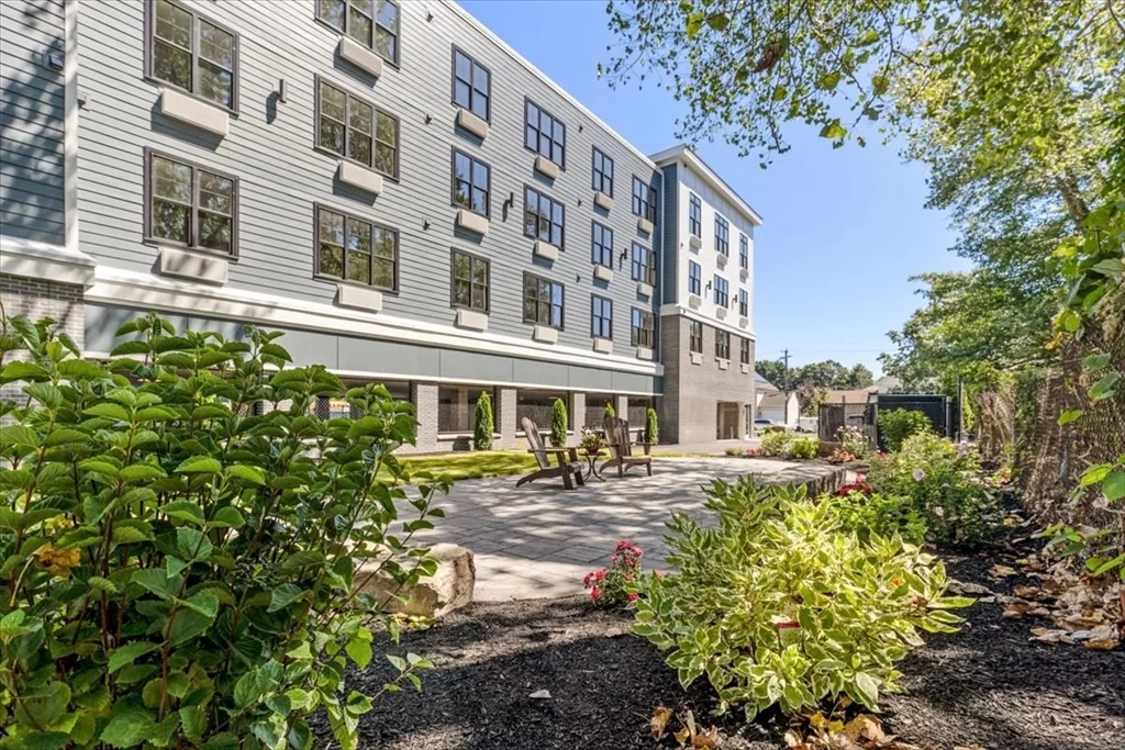 21 Totman St, Quincy
