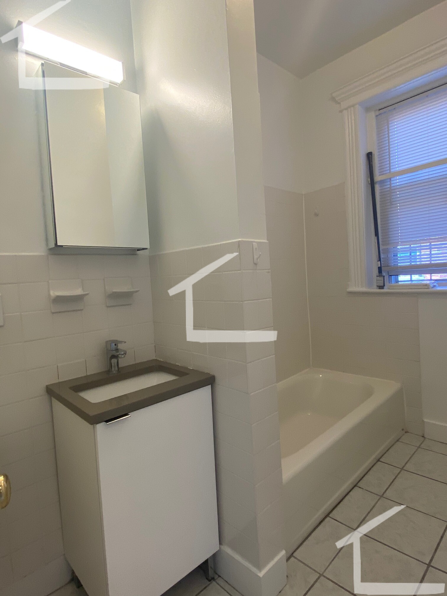 1298 Commonwealth Ave, Allston