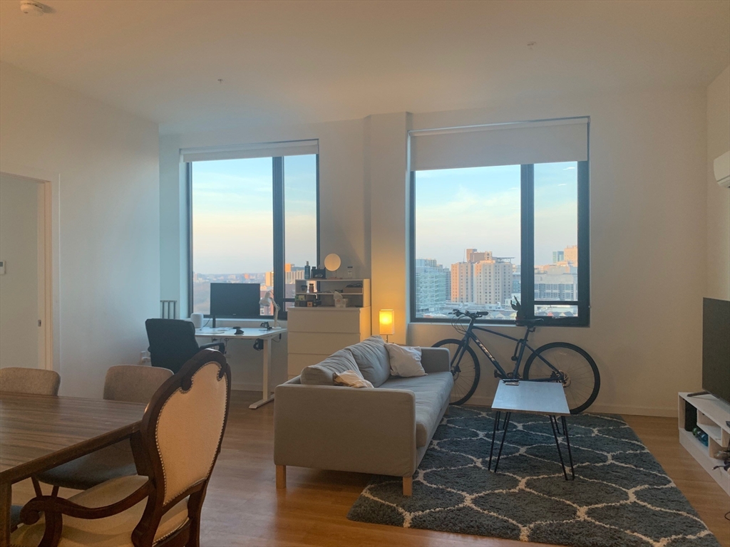 70 Parker Hill Ave, Mission Hill