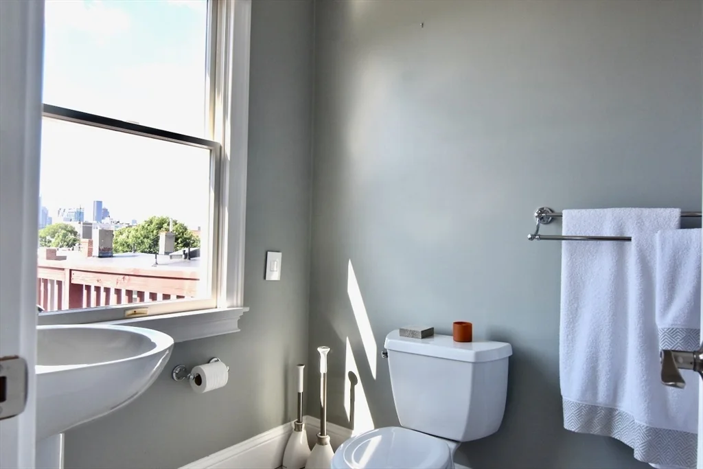 157 Dorchester St, South Boston