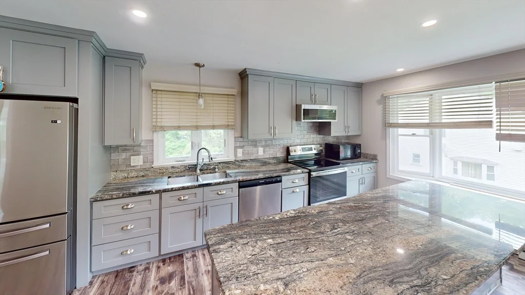 9 Brookdale, Worcester