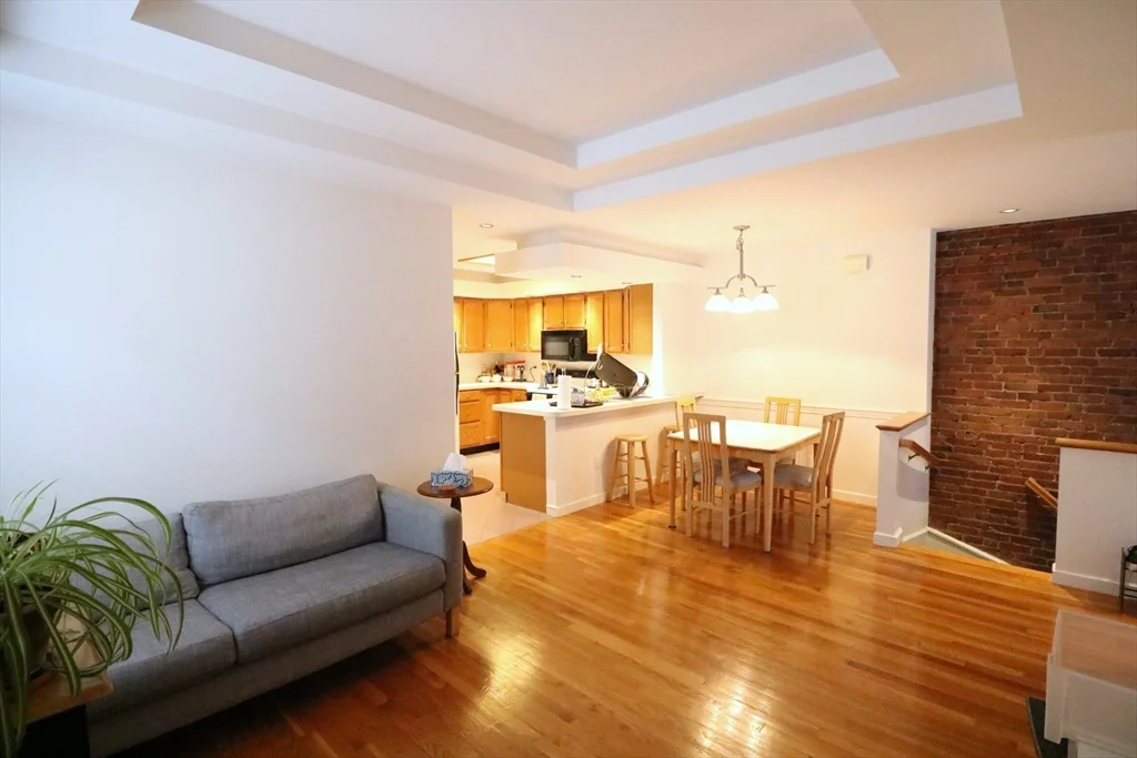 42-48 Marion St, Ward Two