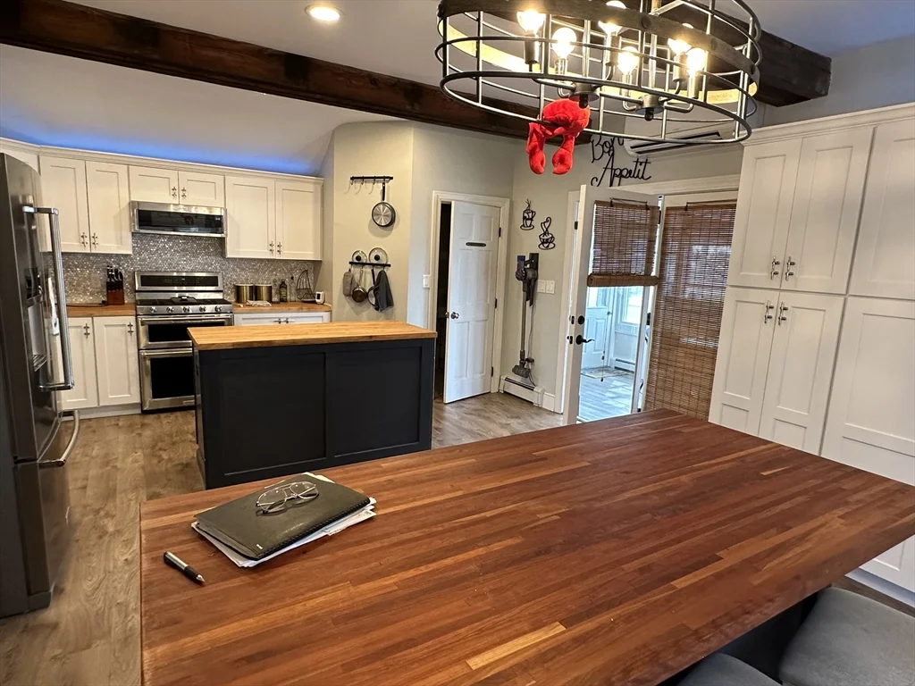 99 Bay Avenue (Weekly Summer Rent, Green Harbor