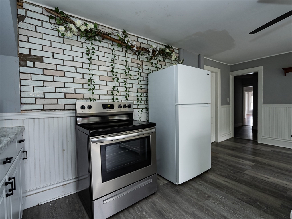 159 Hamilton St, Southbridge