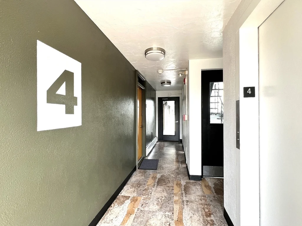 345 Harvard St, Mid-Cambridge