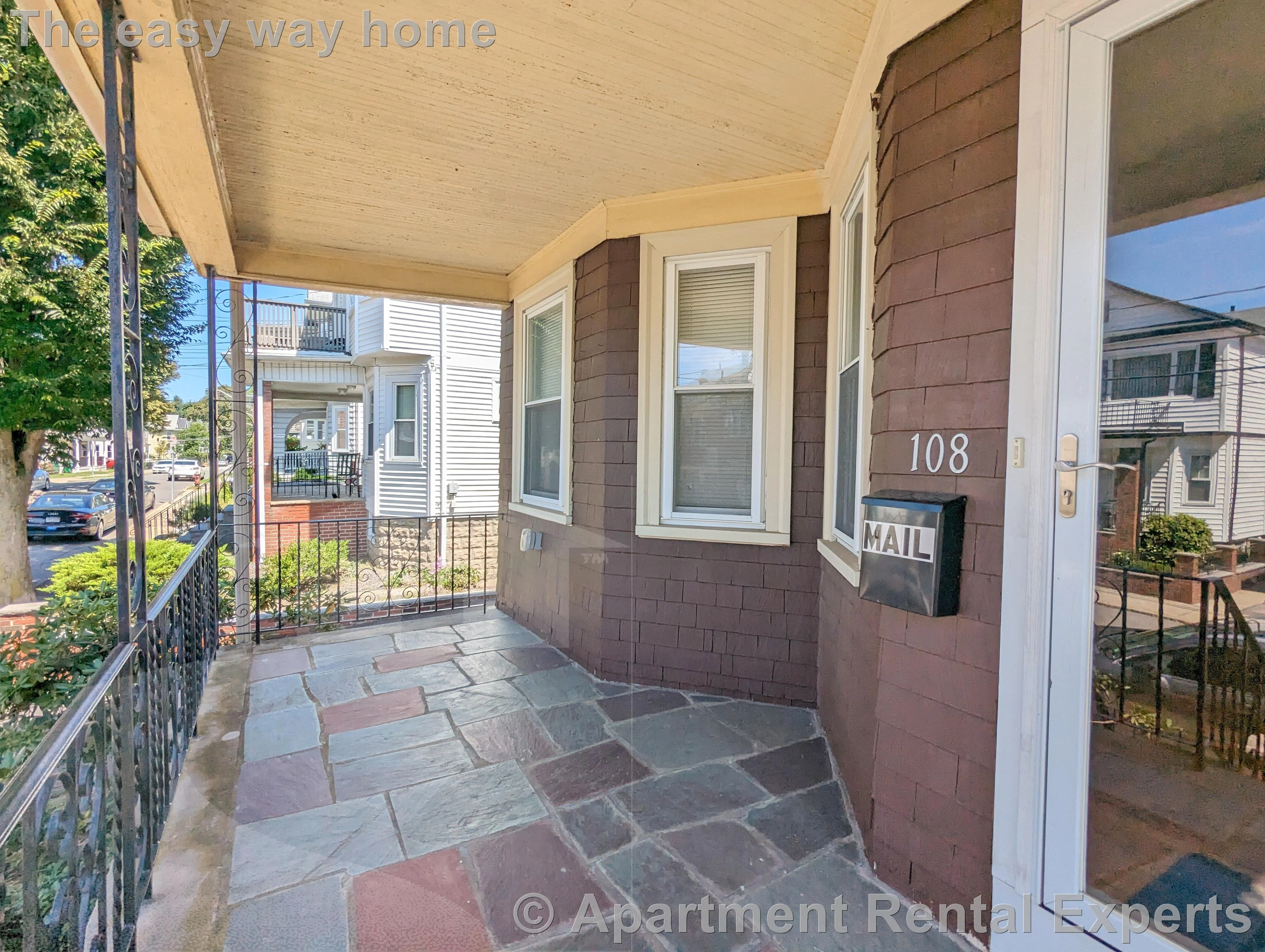 108 West Quincy St, Tufts