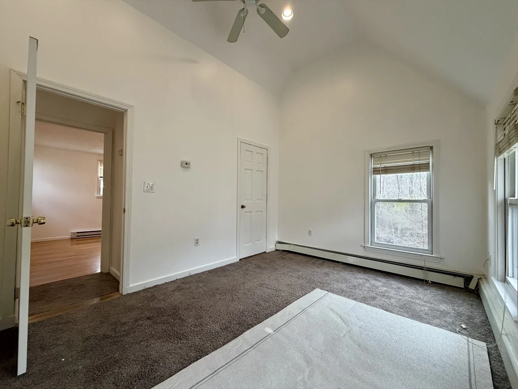 98 W Spring St, Avon