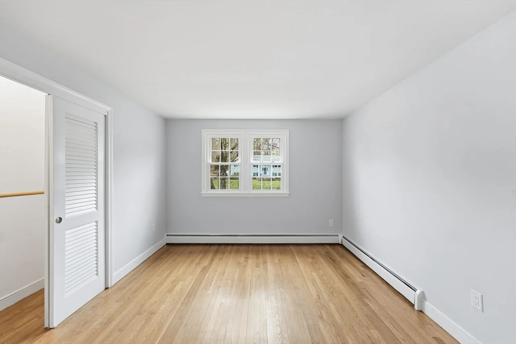 38 Juniper Ln, Holden