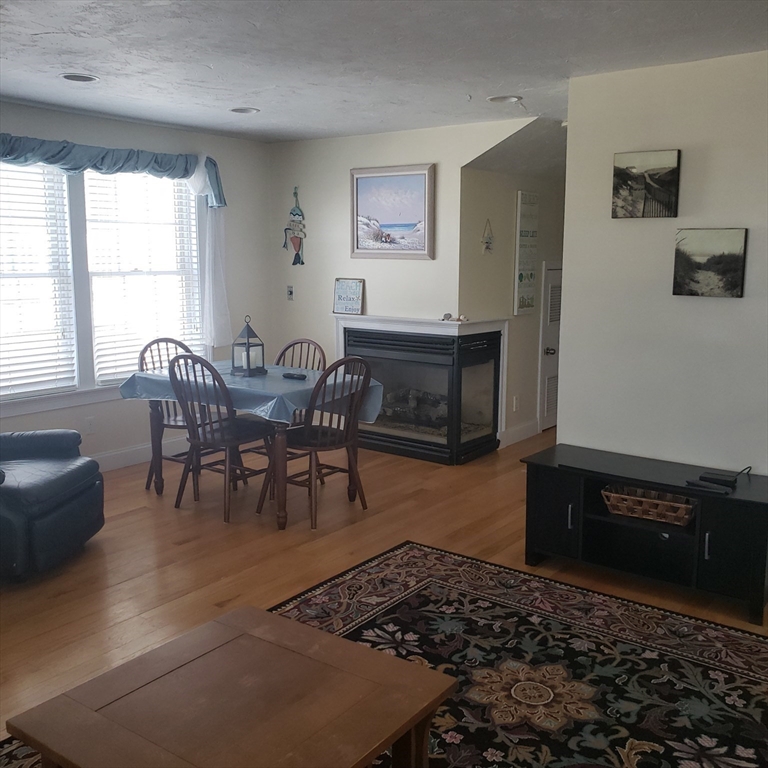 398 North End, Salisbury Beach