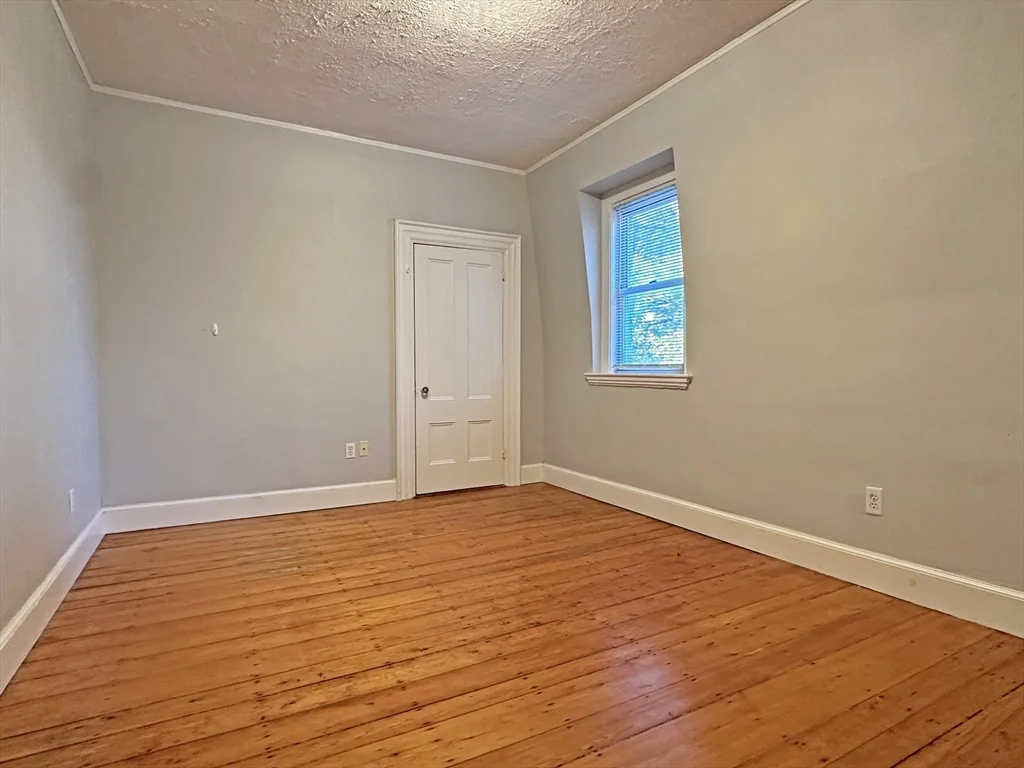 399 Newtonville Ave, Newtonville