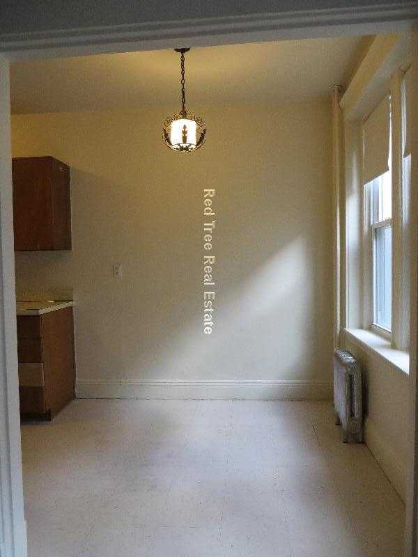 1171 Boylston St, Fenway