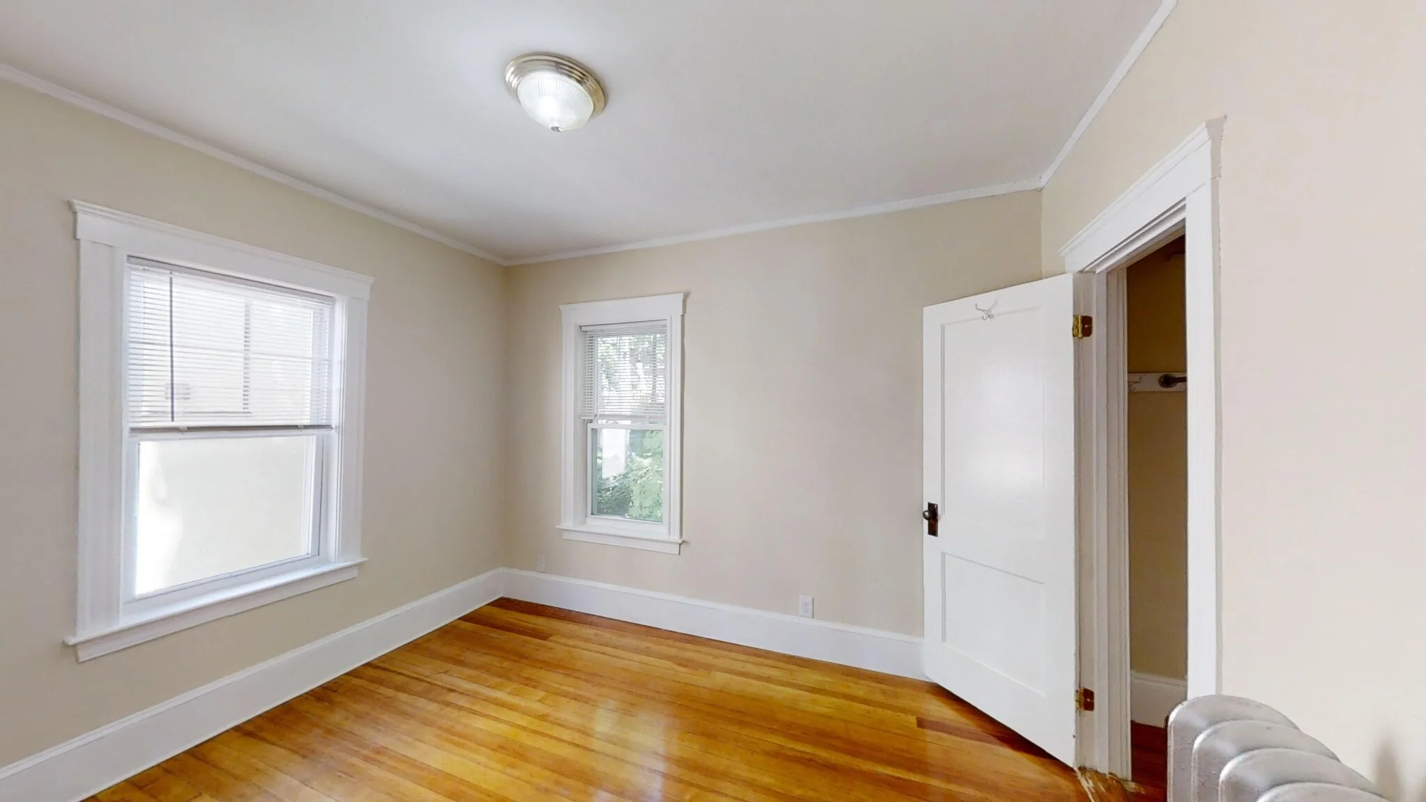 303 Tappan St, Washington Square