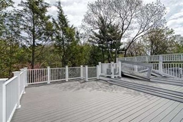 12 Ackers Ave, Brookline