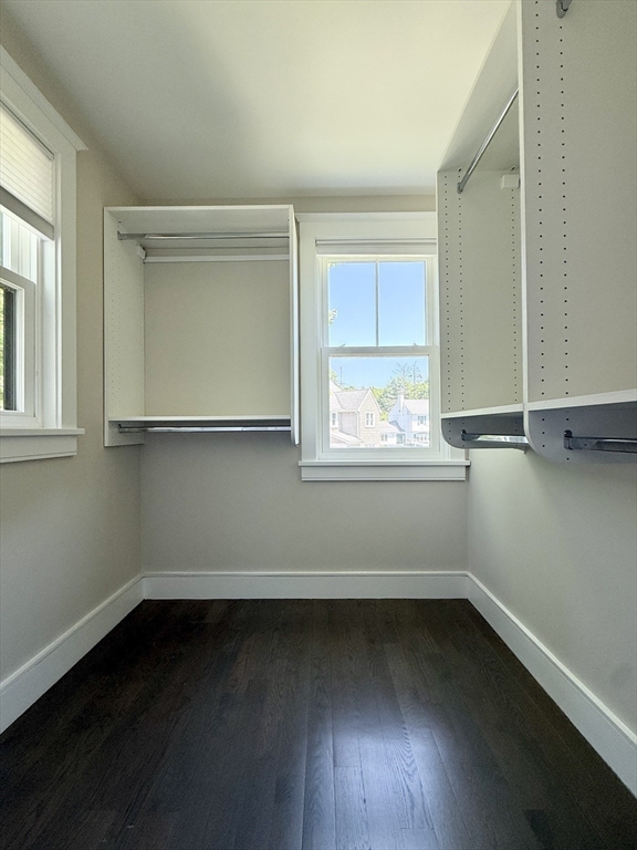 8 Briggs Rd, Lexington