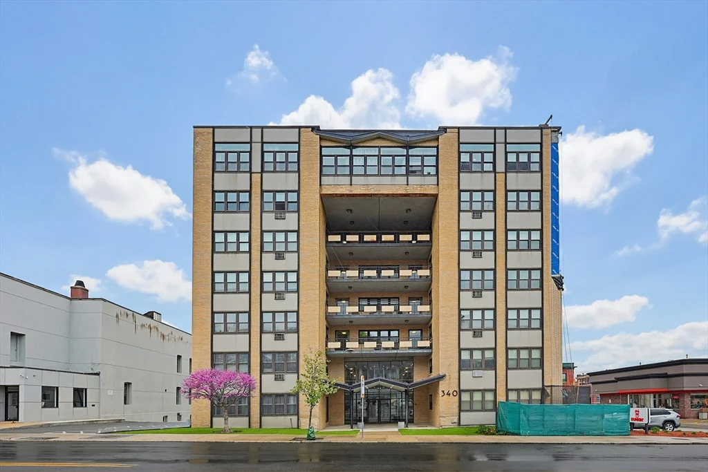 340 Main St, Melrose