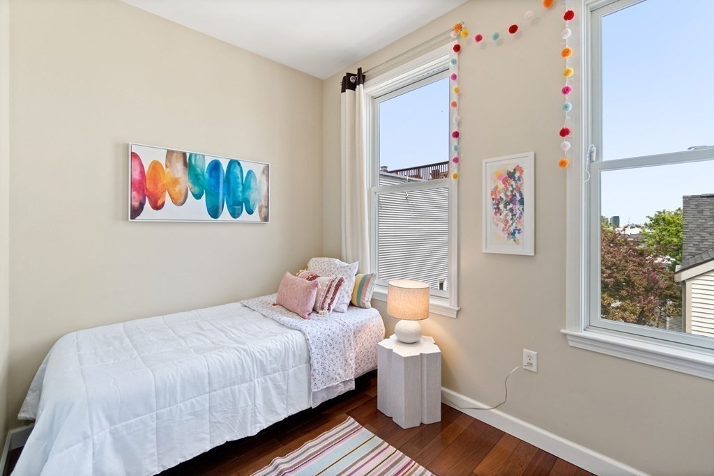 267 Bolton St, South Boston