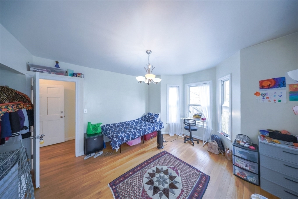 375 Prospect St, Wellington-Harrington