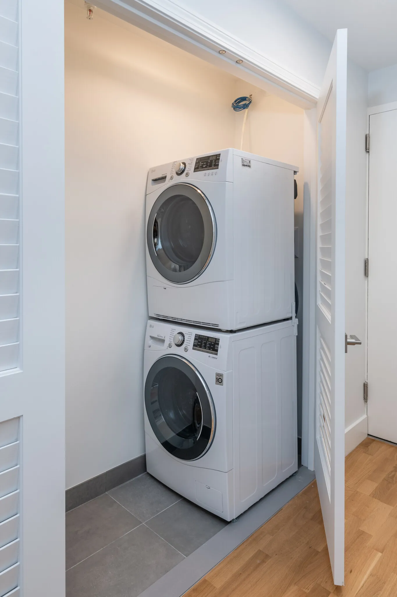 1410 Columbia Rd, South Boston