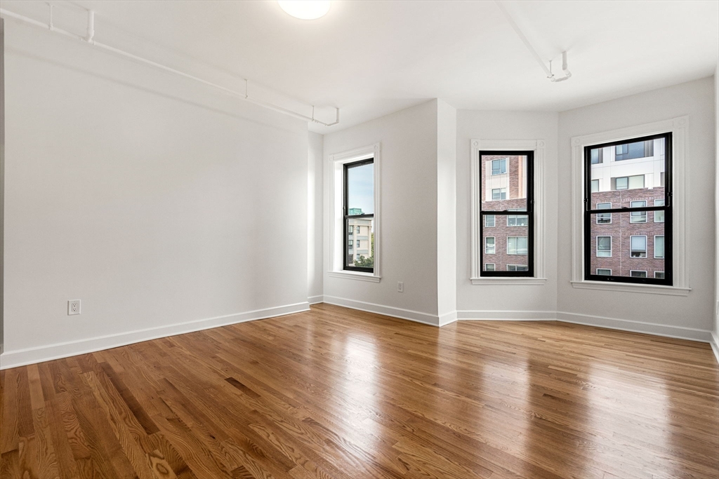 434 Massachusetts Ave, Cambridgeport