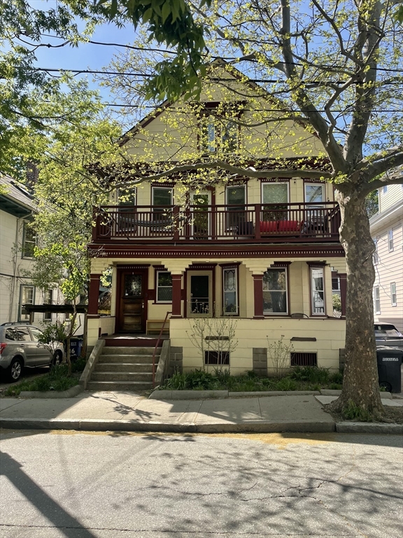 20 Burnham St, Somerville