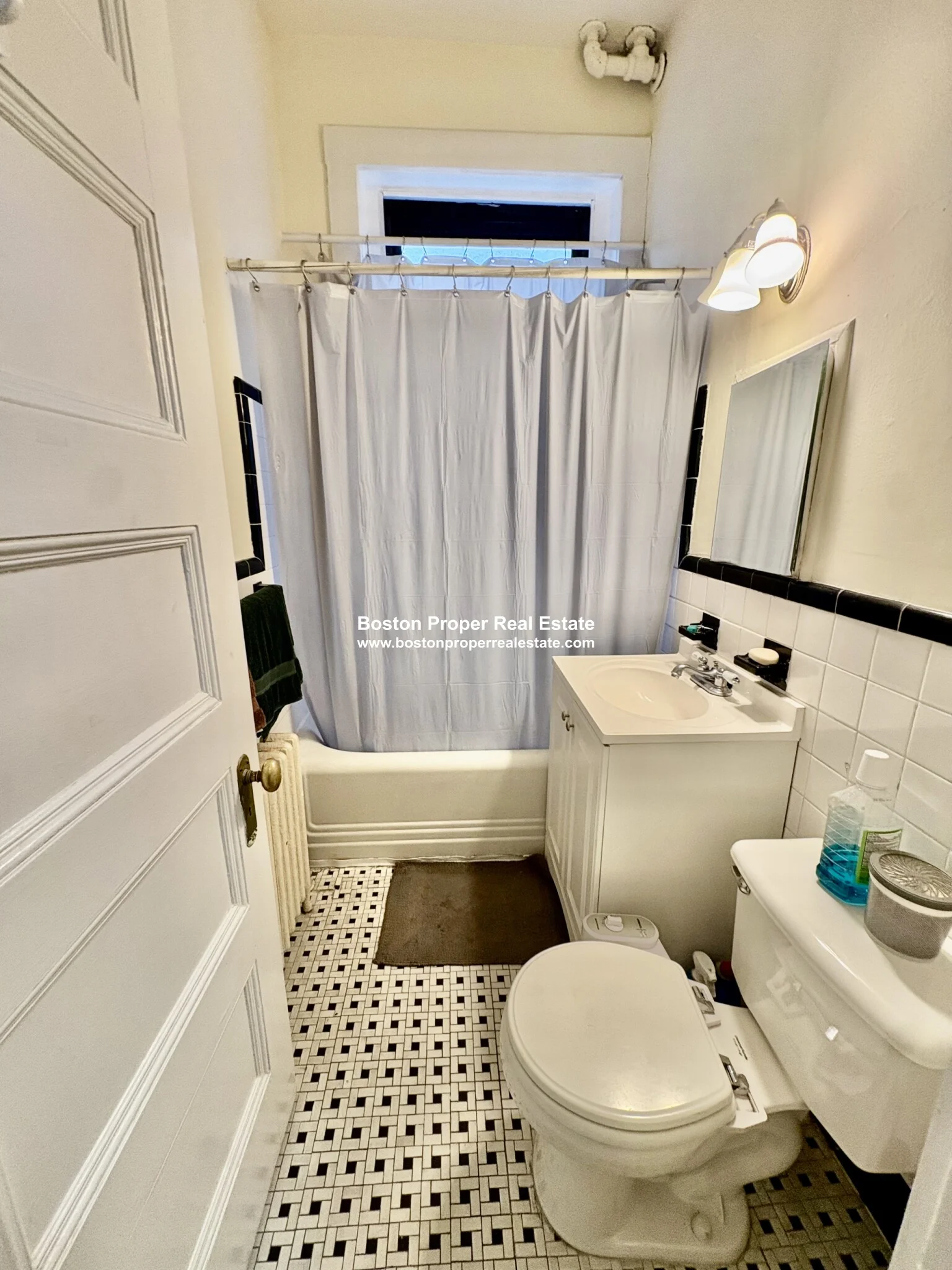 583 Beacon St, Back Bay