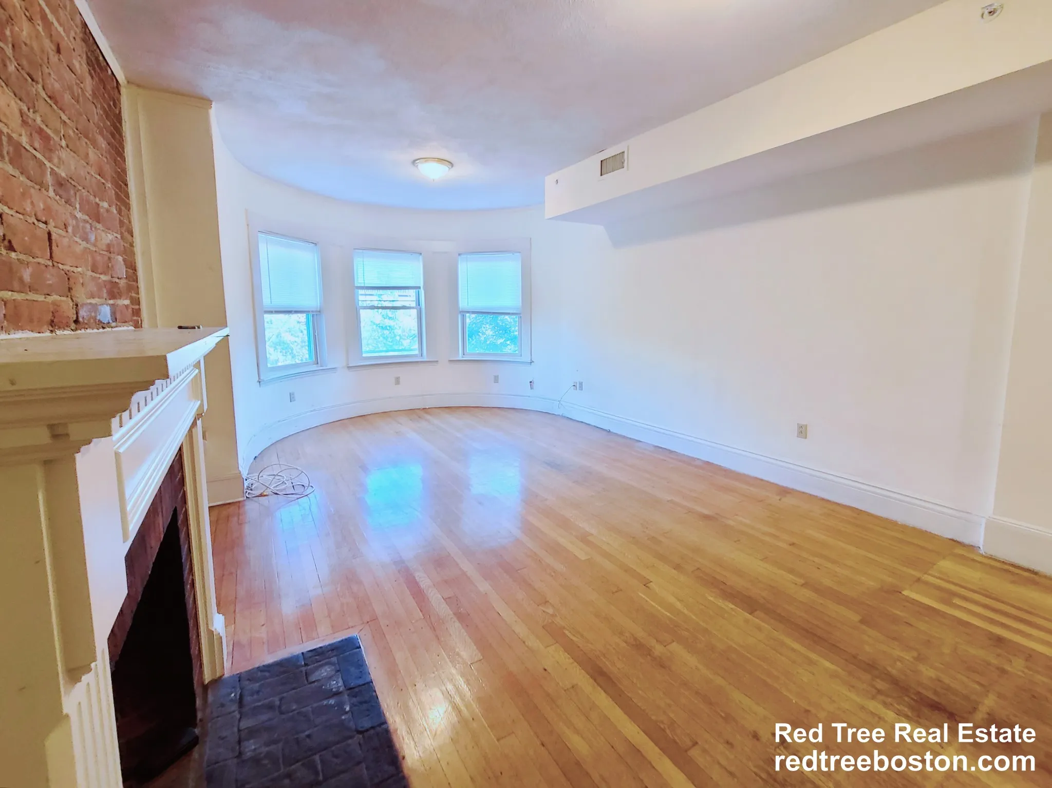 1406 Beacon St, Corey Hill