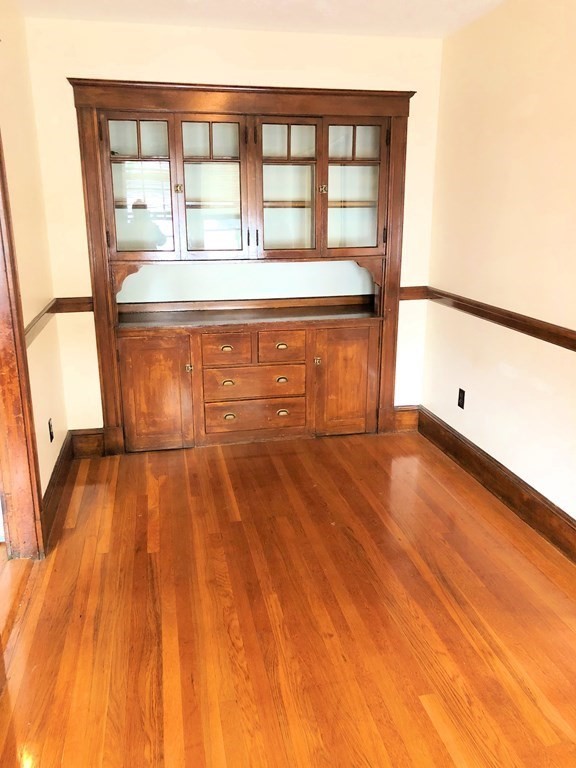 65 Presidents Ave, Quincy