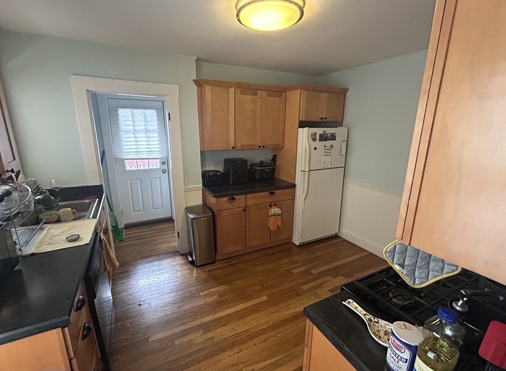 25 Irvington Rd, West Somerville