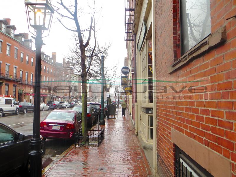 86 Charles St, Beacon Hill