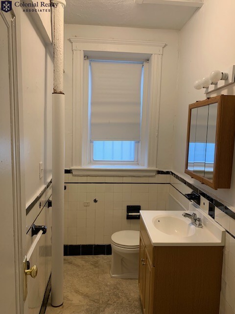 1810 Commonwealth Ave, Brighton